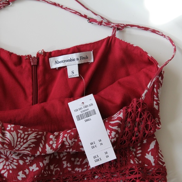 Dainty, red wine romper! Perfect for spring ;) - Picture 3 of 3